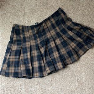 Plaid ruffled navy and brown miniskirt